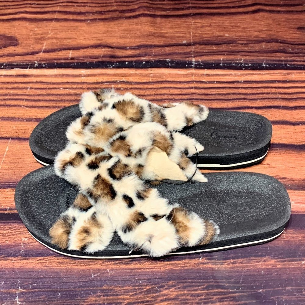 Fuzzy Leopard Slides Size 8.5 - Picture 5 of 8